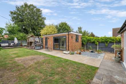 Twitchell Lane, Aston Clinton, Image 16