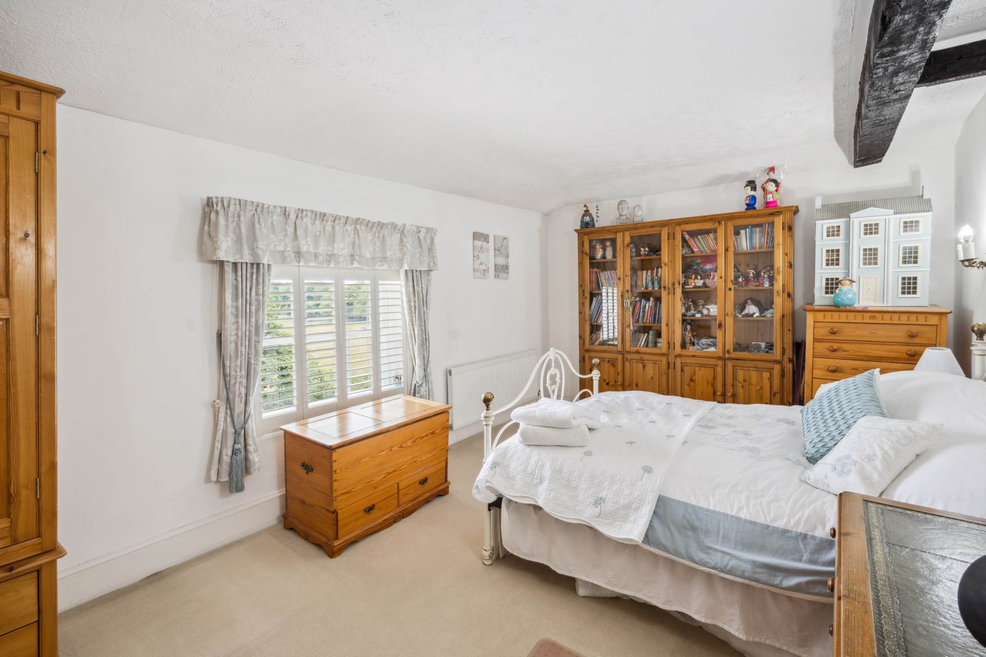 Chipperfield Road, Bovingdon, Image 37