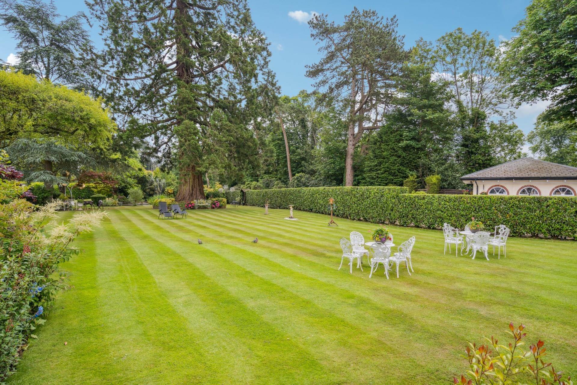 Chipperfield Road, Bovingdon, Image 45