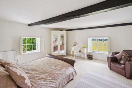 Chipperfield Road, Bovingdon, Image 36