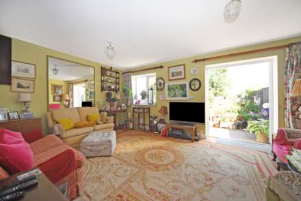 Weston Road, Aston Clinton, Image 4