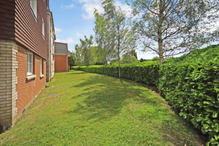 London Road, Aston Clinton, Image 16