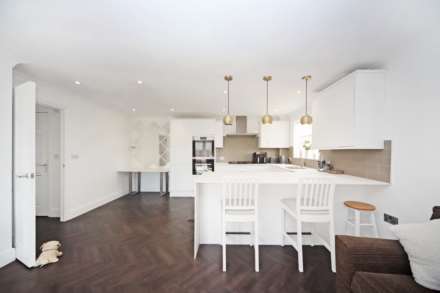 London Road, Aston Clinton, Image 2