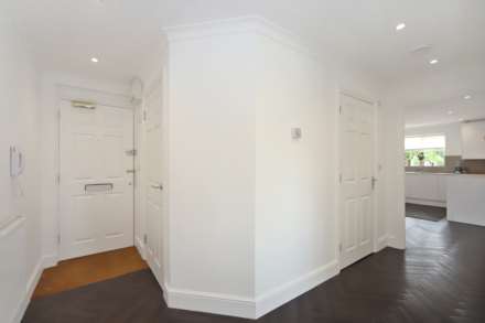 London Road, Aston Clinton, Image 9