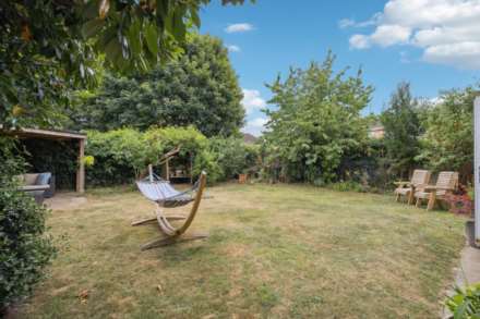 Chlitern Way, Tring, Image 23