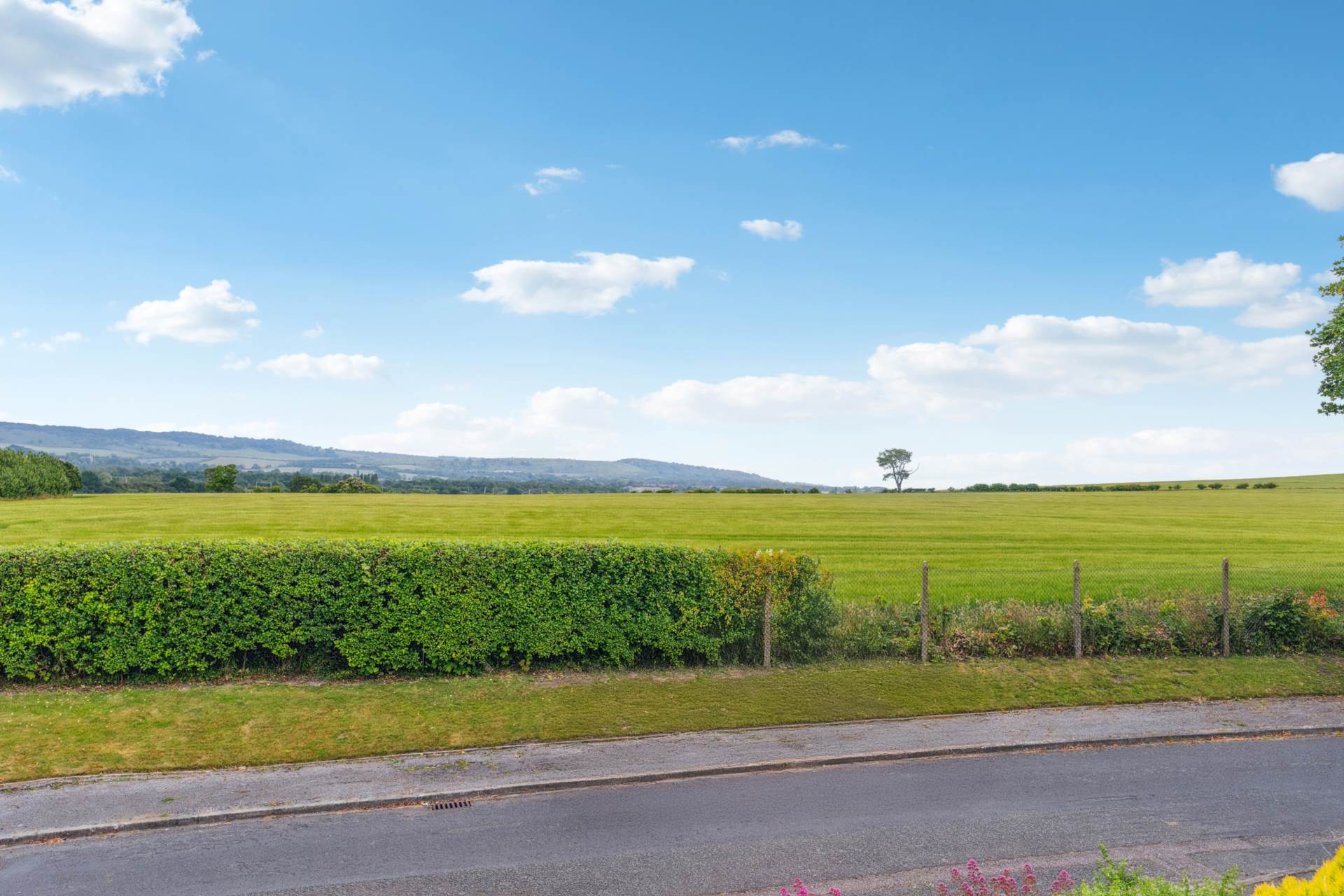 Cheddington, Image 2