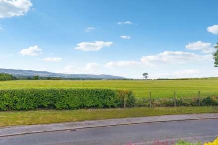 Cheddington, Image 2