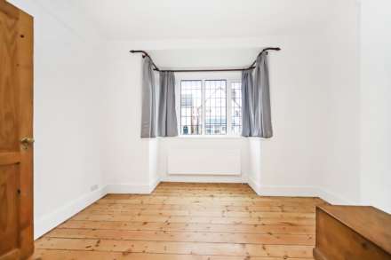 Beaconsfield Road, Tring, Image 4