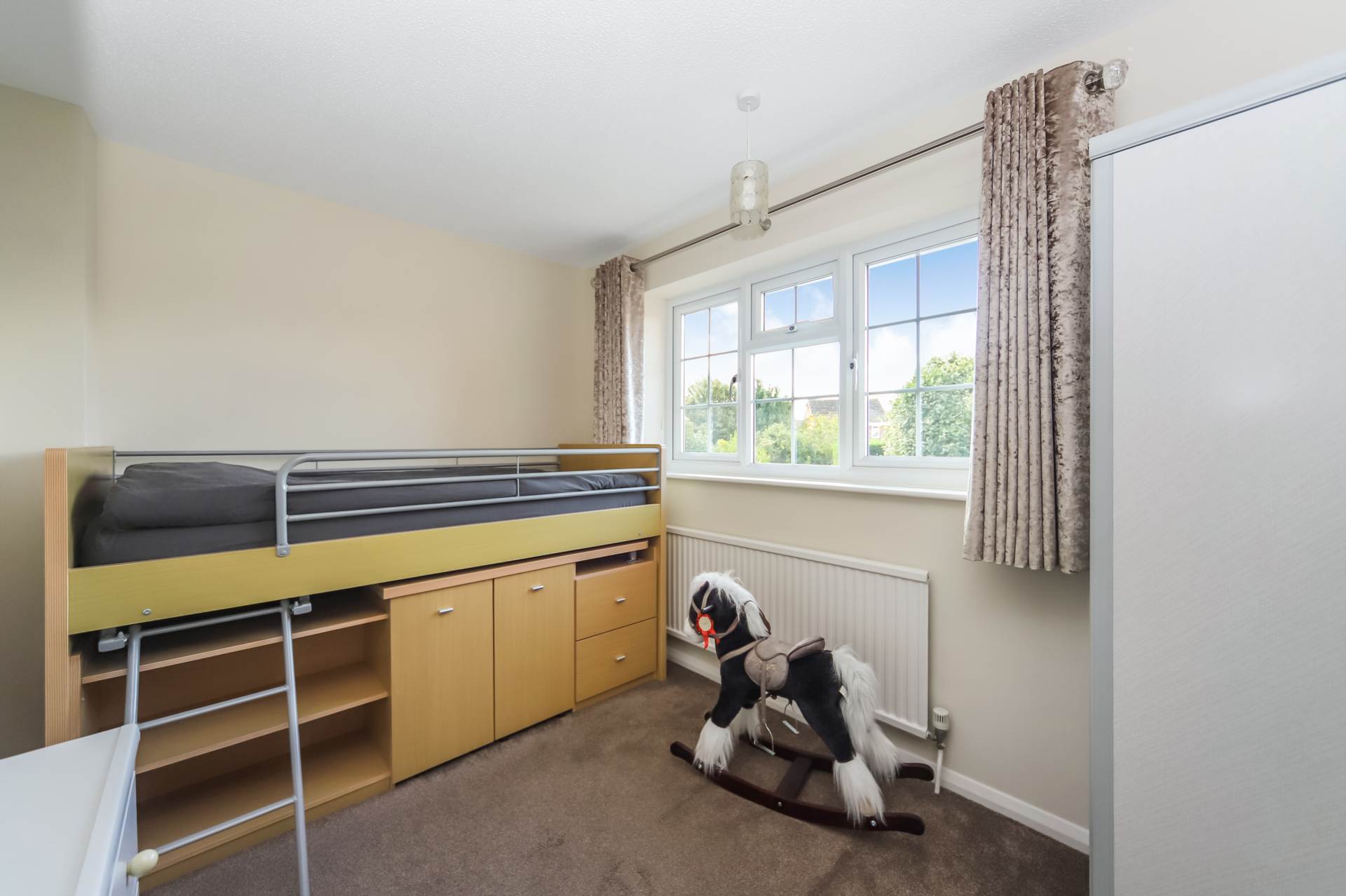 Grove Gardens, Tring, Image 17