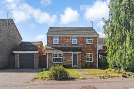 Grove Gardens, Tring, Image 1