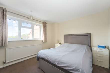 Grove Gardens, Tring, Image 16