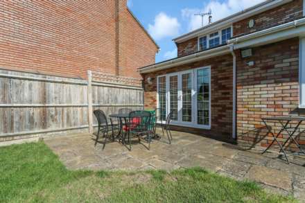Grove Gardens, Tring, Image 21