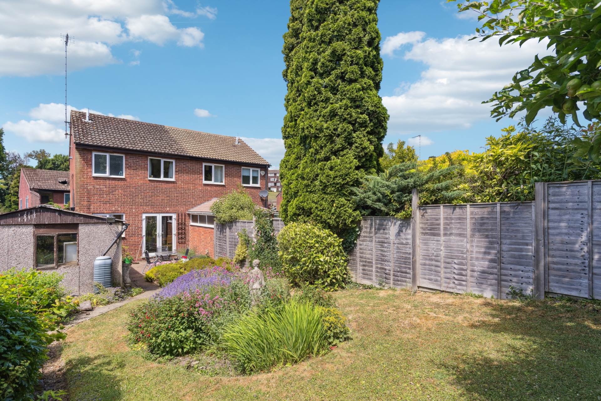 Mill Gardens, Tring, Image 13