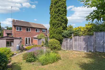 Mill Gardens, Tring, Image 13