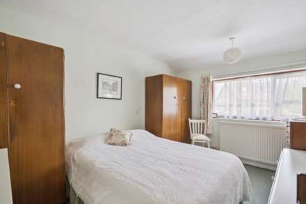 Deans Close, Tring, Image 12
