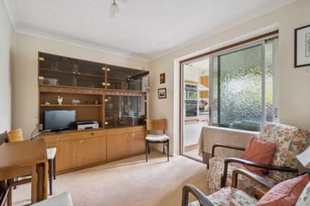 Deans Close, Tring, Image 4