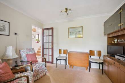 Deans Close, Tring, Image 6