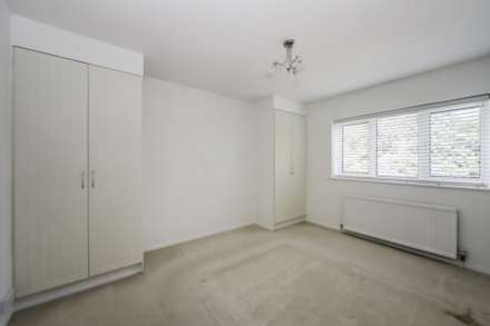 St Well Court, Berkhamsted, Image 3