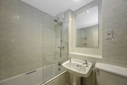 St Well Court, Berkhamsted, Image 9