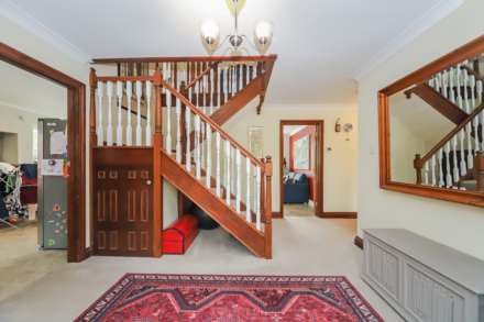Cheddington, Image 10