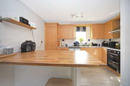 Convent Court, Cobbetts Rid, Tring, Image 4