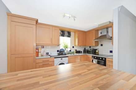 Convent Court, Cobbetts Rid, Tring, Image 5