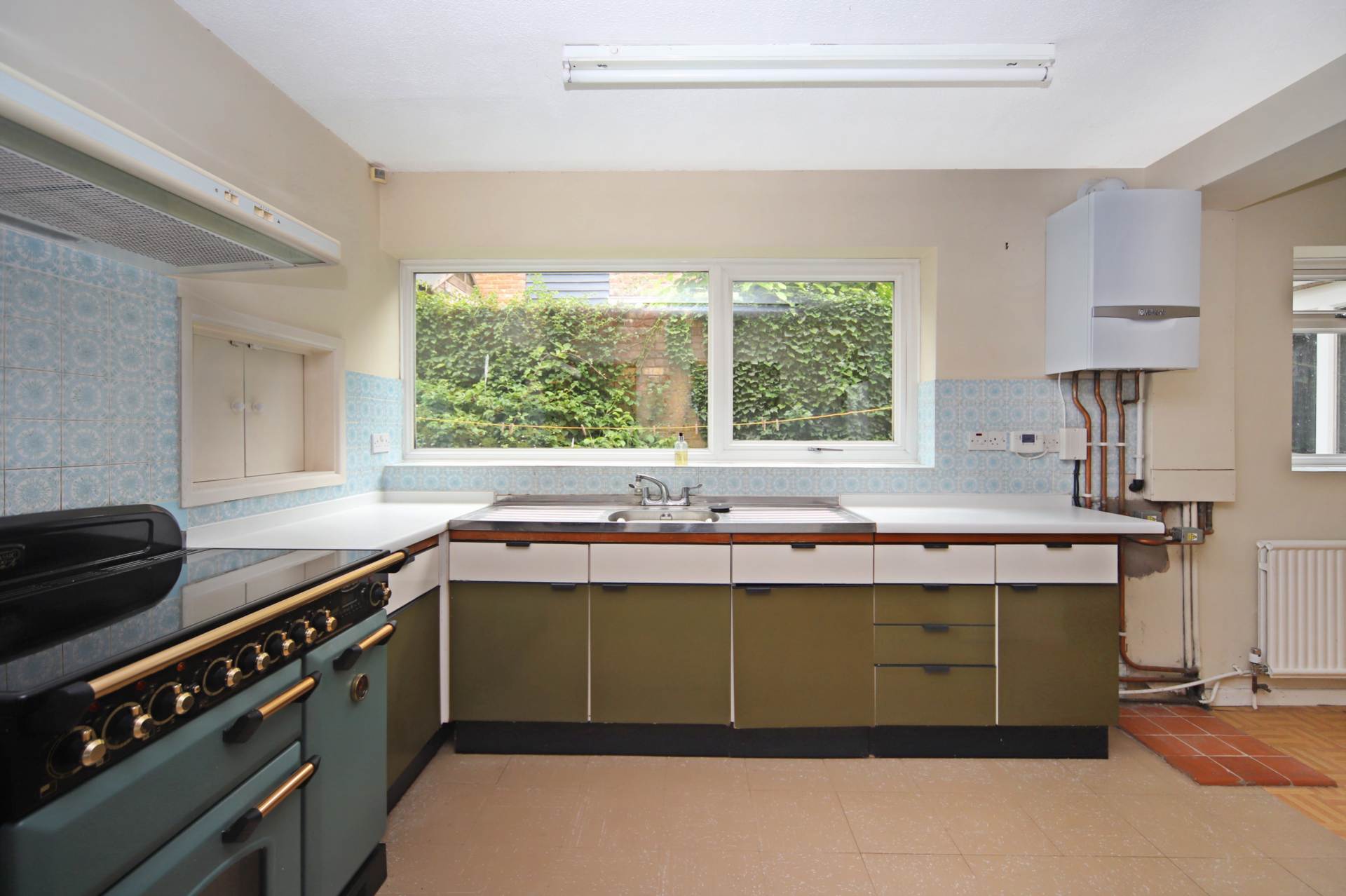 Mansion Drive, Tring, Image 9