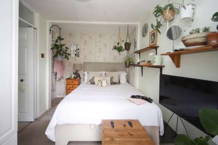 Longbridge Close, Tring, Image 12