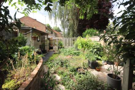 Longbridge Close, Tring, Image 19