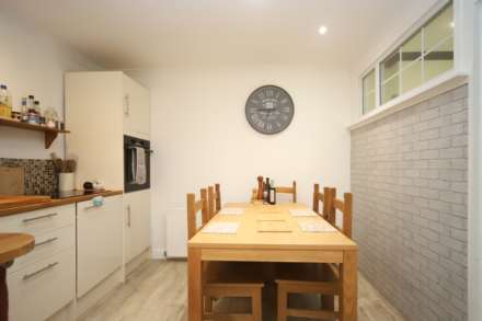 Longbridge Close, Tring, Image 6