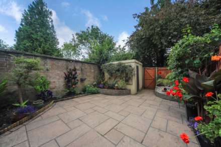 Faversham Close, Tring, Image 13