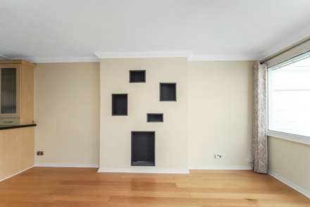 Faversham Close, Tring, Image 3