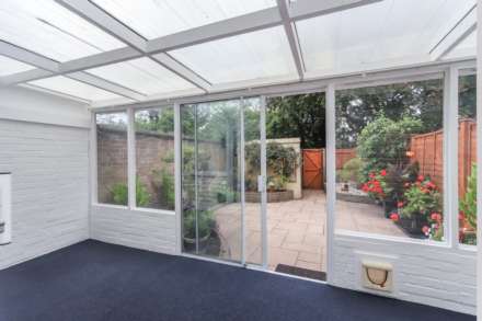 Faversham Close, Tring, Image 6