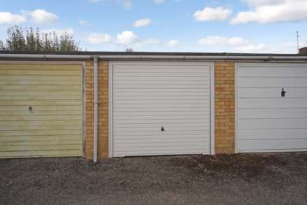 Verney Close, Tring, Image 17