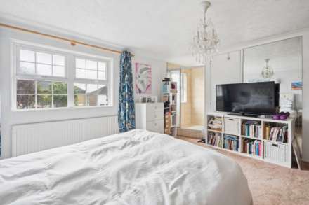Pitstone, Image 12