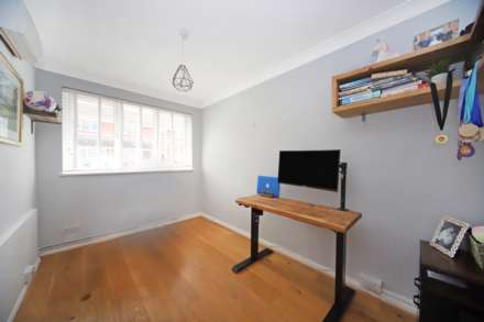 Meadowbrook, Tring, Image 11