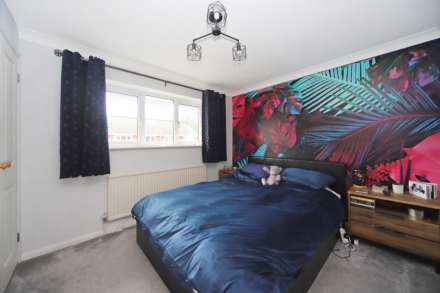 Meadowbrook, Tring, Image 13