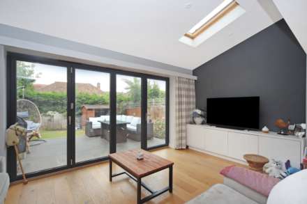 Meadowbrook, Tring, Image 2