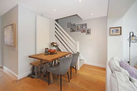 Meadowbrook, Tring, Image 6