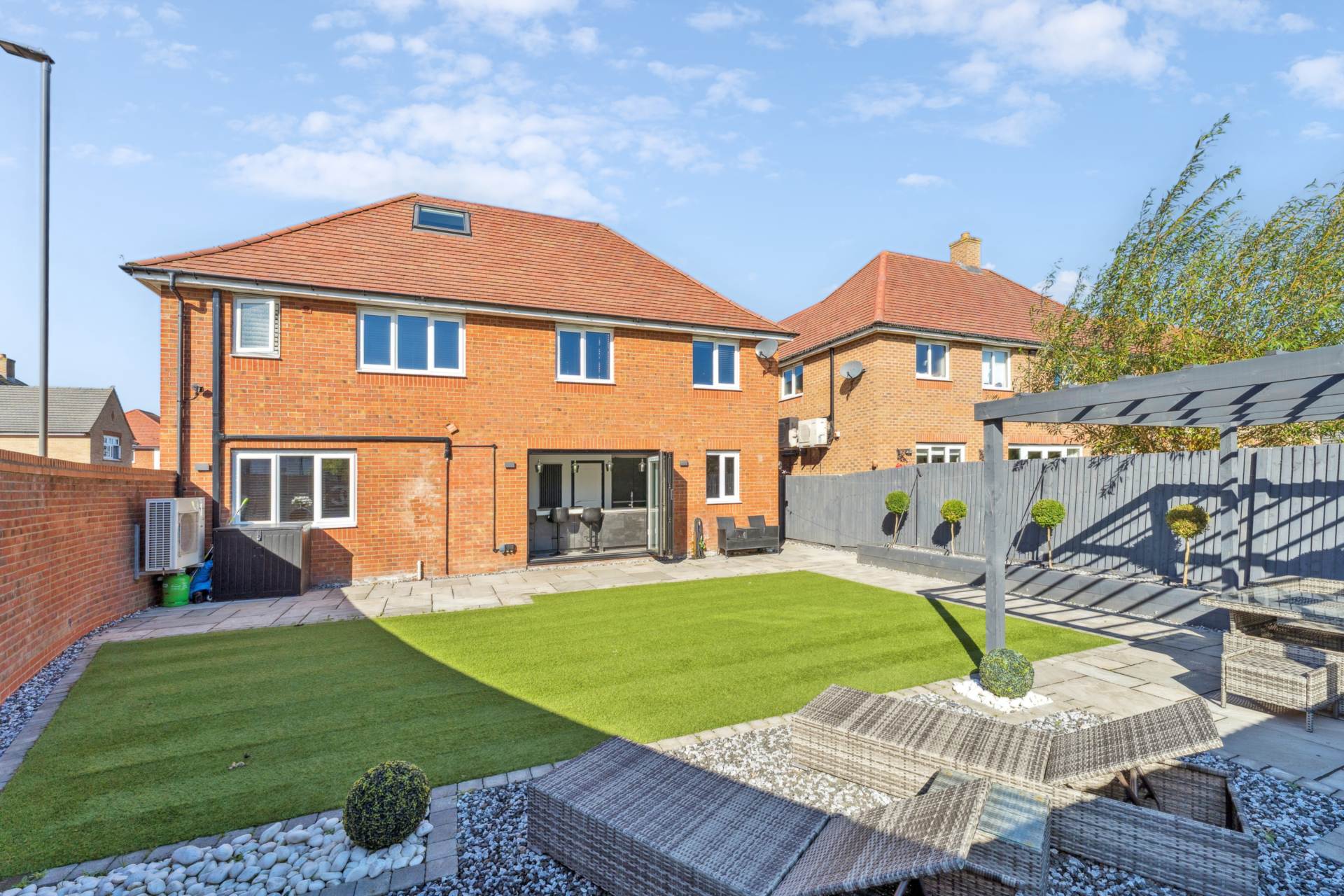 Weston Turville, Image 27