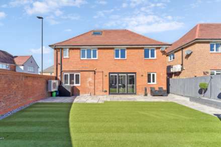 Weston Turville, Image 28