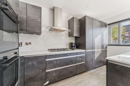 Weston Turville, Image 5