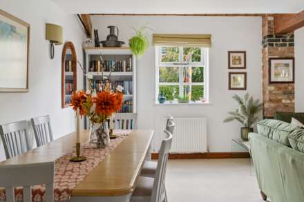 Wilstone, Image 7