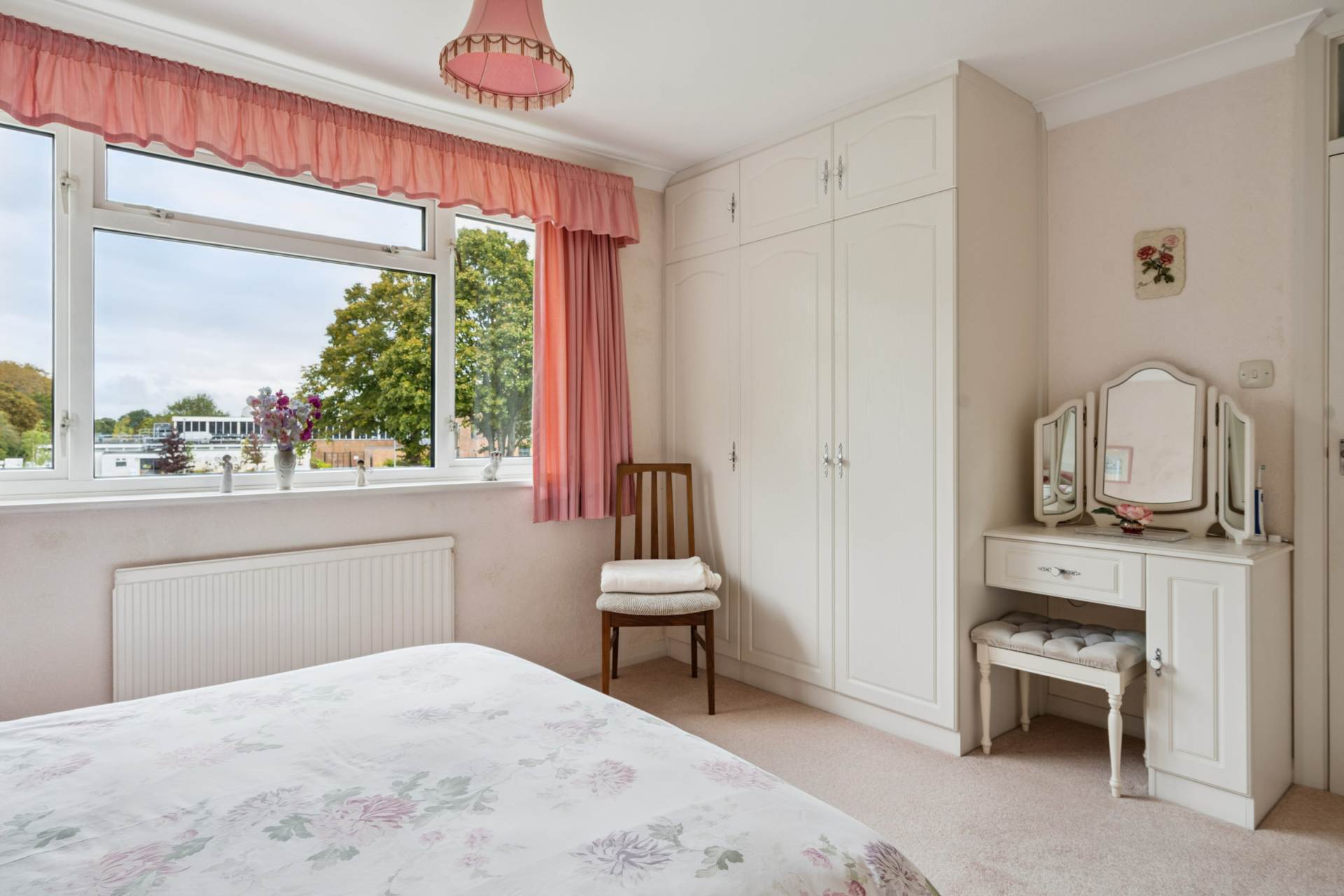 Mortimer Hill, Tring, Image 15