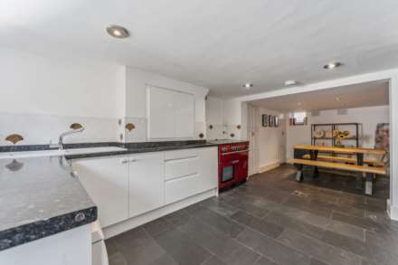 Chapel Street, Tring, Image 10