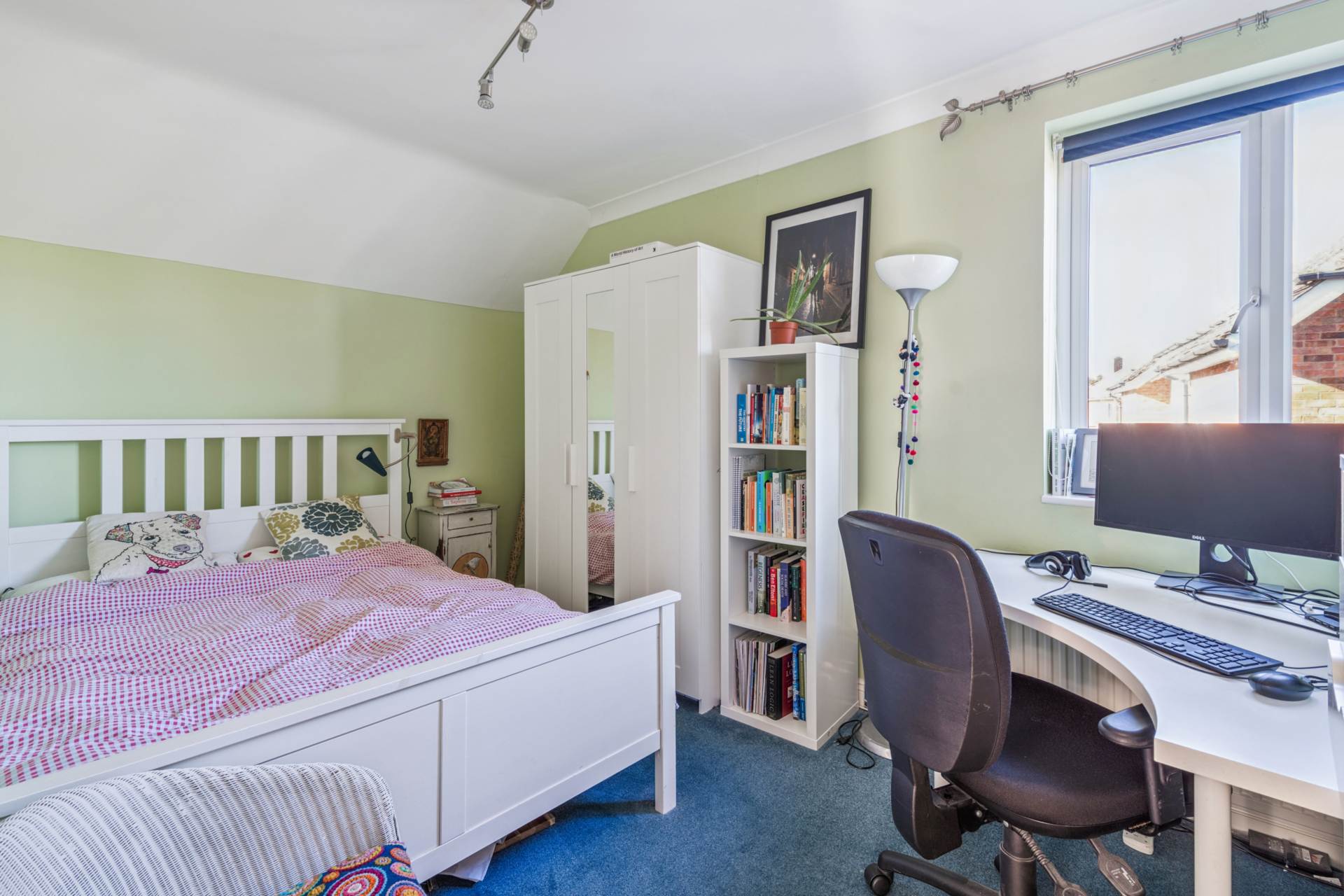 Meadow Close, Tring, Image 17