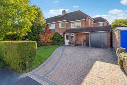 Meadow Close, Tring