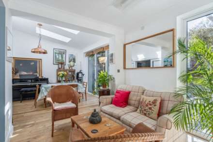 Meadow Close, Tring, Image 5
