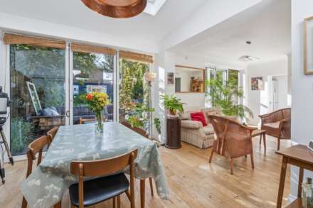 Meadow Close, Tring, Image 9