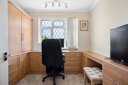 Beaconsfield Road, Tring, Image 10